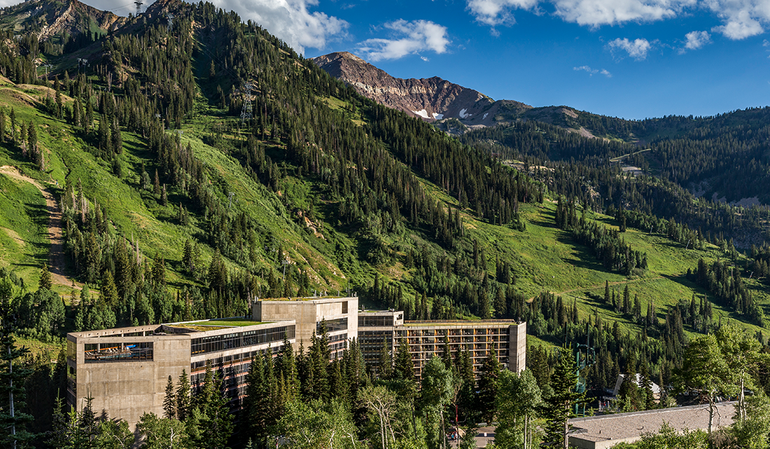 Snowbird-CliffLodge